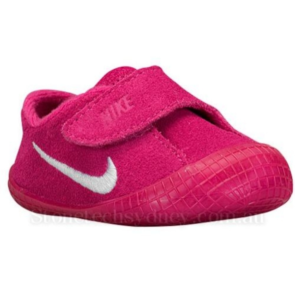Infant shoes 2c.
